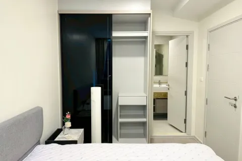 Studio in the Condo in Khlong Toei, Bangkok, Thailand  № 162209 - photo 8