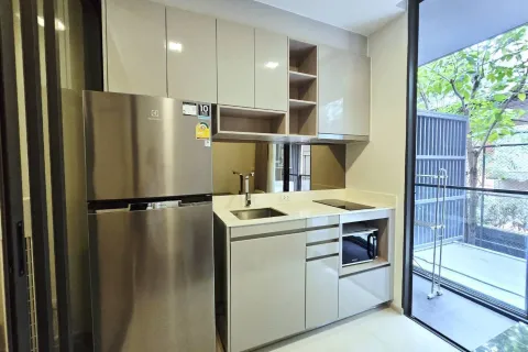 Studio in the Condo in Khlong Toei, Bangkok, Thailand  № 162209 - photo 3