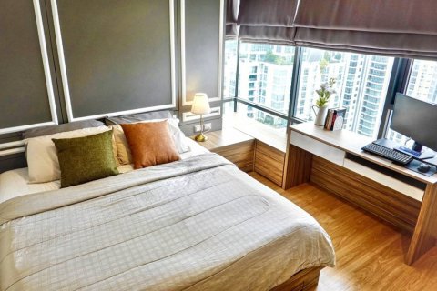 Condo à Phra Khanong, Bangkok, Thaïlande, 2 chambres  № 115302 - photo 8