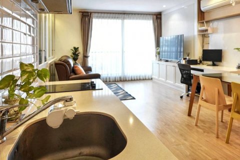 Condo à Phra Khanong, Bangkok, Thaïlande, 2 chambres  № 115302 - photo 4