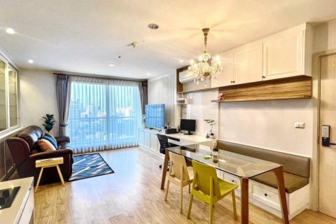 Condo à Phra Khanong, Bangkok, Thaïlande, 2 chambres  № 115302 - photo 3