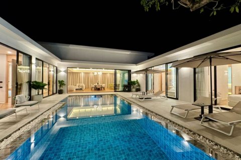 Villa à Bang Tao, Thaïlande 5 chambres № 115298 - photo 1