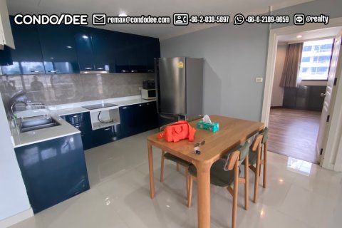 Condo à Watthana, Bangkok, Thaïlande, 2 chambres № 200848 - photo 8