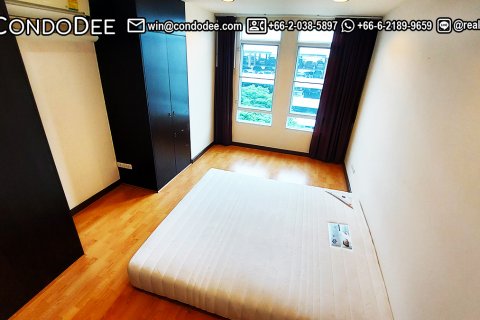 Condo à Watthana, Bangkok, Thaïlande, 2 chambres № 200854 - photo 9