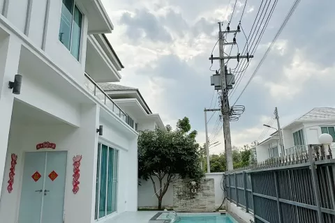 Вилла в Мае Риме, Таиланд с 5 спальнями  № 139004 - фото 1