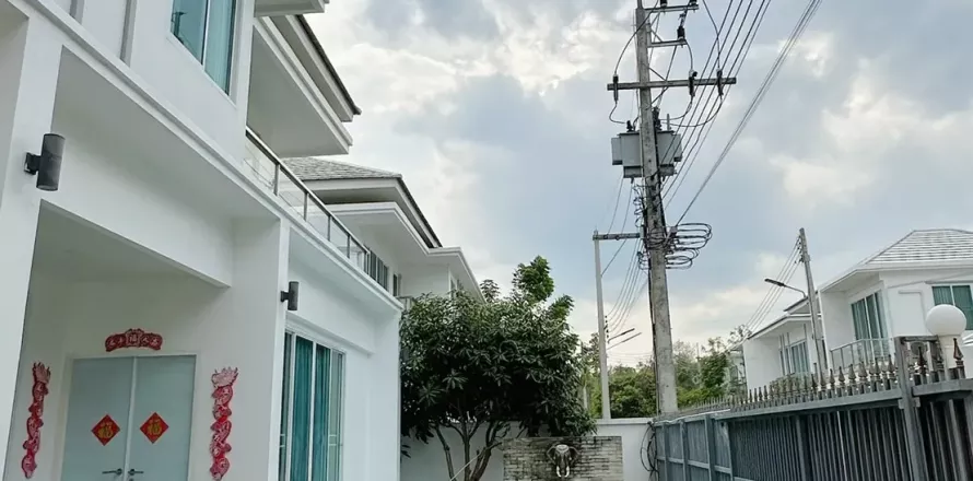 Вилла в Мае Риме, Таиланд с 5 спальнями  № 139004