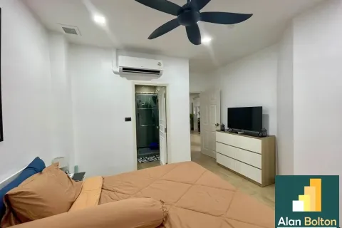 Condominio de 2 dormitorios en Pattaya, Tailandia № 211009 - foto 15