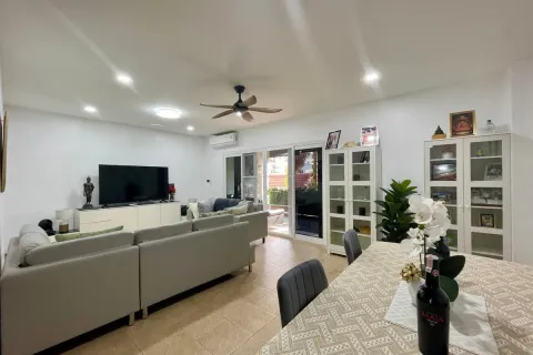 Condominio de 2 dormitorios en Pattaya, Tailandia № 211009 - foto 19