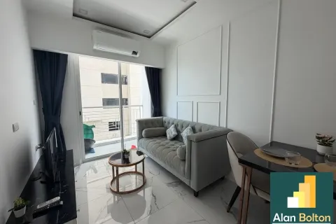 Condominio de 2 dormitorios en Jomtien Beach, Pattaya, Tailandia № 211011 - foto 3