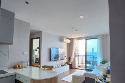Condo à Huai Khwang, Bangkok, Thaïlande, 2 chambres № 173698 - photo 3