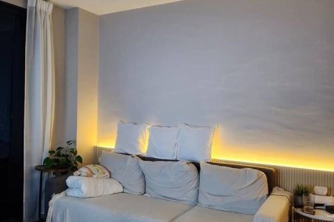 Condo à Huai Khwang, Bangkok, Thaïlande, 2 chambres № 173698 - photo 7