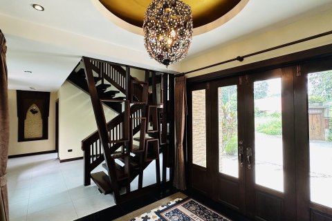 Villa à Chiang Mai, Thaïlande 5 chambres № 173694 - photo 30