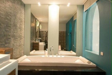 Дом в Чиангмае, Таиланд с 6 спальнями  № 162468 - фото 10