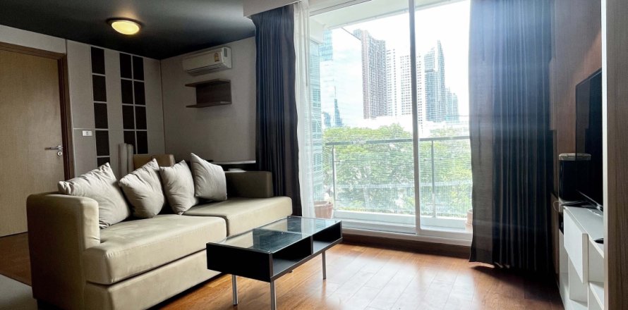 Condo in Watthana, Bangkok, Thailand, 2 bedrooms  № 151265