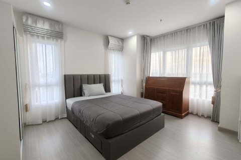 Кондоминиум с 2 спальнями в Бангкок Ной, Таиланд № 151270 - фото 2