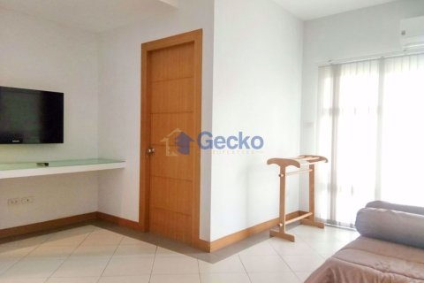 House in Pattaya, Thailand 4 bedrooms № 197145 - photo 12