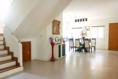 House in Pattaya, Thailand 4 bedrooms № 197145 - photo 5