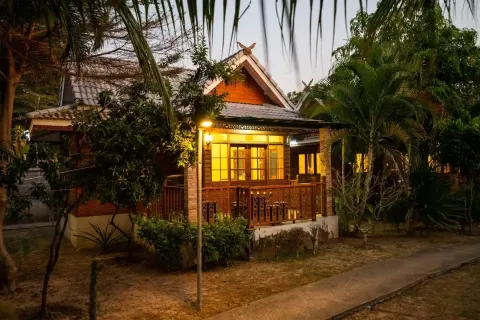 Коммерческая недвижимость в Чиангмае, Таиланд  № 162794