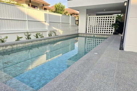 Villa à Chiang Mai, Thaïlande 4 chambres № 162796