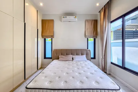 House in Pattaya, Thailand 3 bedrooms № 156735 - photo 18