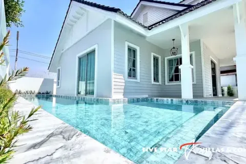 Casa de 3 dormitorios en Pattaya, Tailandia № 223010