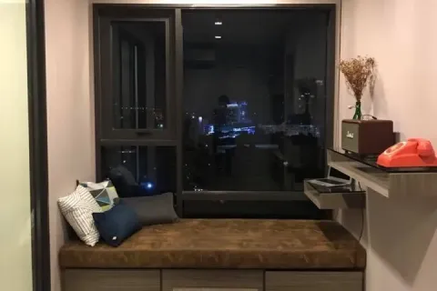 Студия в кондо в Клонг Тоэй, Бангкок, Таиланд № 153673 - фото 4