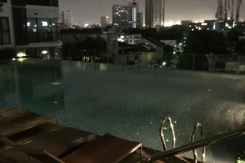 Студия в кондо в Клонг Тоэй, Бангкок, Таиланд № 153673 - фото 10