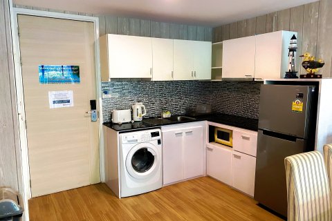 Condo in Hua Hin, Thailand, 2 bedrooms  № 153672 - photo 8
