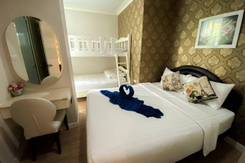 Condo in Hua Hin, Thailand, 2 bedrooms  № 153672 - photo 18