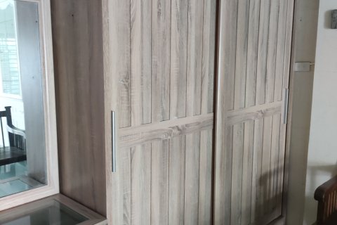 Таунхаус в Ваттхане, Бангкок, Таиланд с 3 спальнями  № 157928 - фото 4