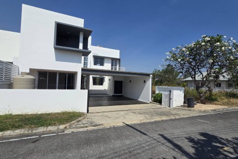 Дом в Ча-аме, Таиланд с 3 спальнями  № 157922