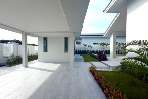 Villa in Hua Hin, Thailand 4 Schlafzimmer № 222505 - Foto 19