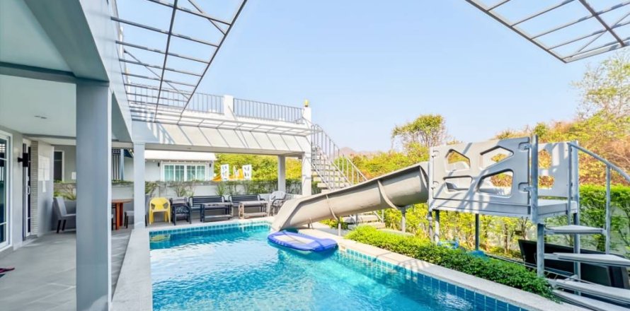 Villa à Cha-am, Thaïlande 3 chambres № 163841