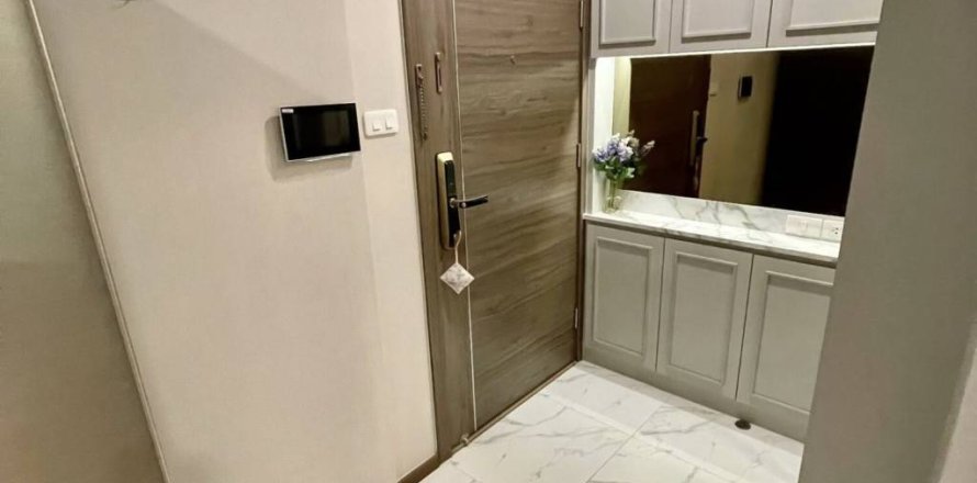 Condo in Bangkok, Thailand, 2 bedrooms  № 163846