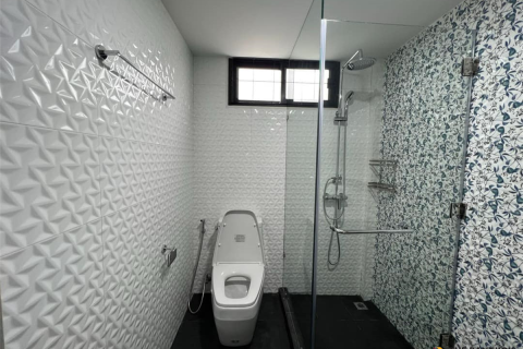 Townhouse in Bangkok, Thailand 6 bedrooms № 190443 - photo 12