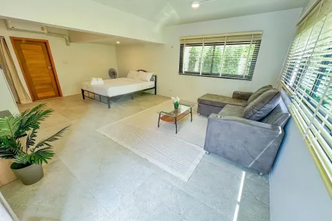 Villa in Ko Samui, Thailand 4 bedrooms № 136616 - photo 28