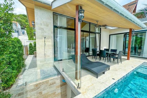 Villa in Ko Samui, Thailand 4 bedrooms № 136616 - photo 23