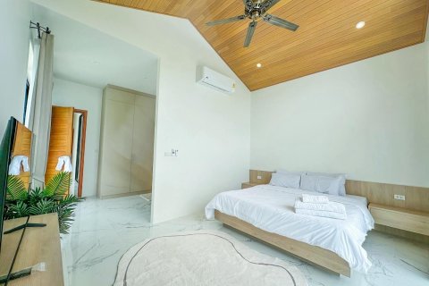 Villa in Ko Samui, Thailand 4 bedrooms № 136616 - photo 17