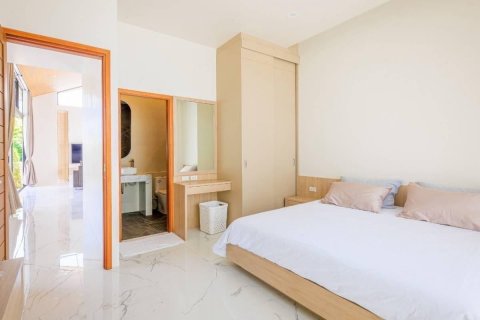 Villa in Ko Samui, Thailand 4 bedrooms № 136616 - photo 25
