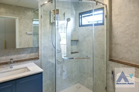Haus in Samut Prakan, Thailand 4 Schlafzimmer № 215875 - Foto 29