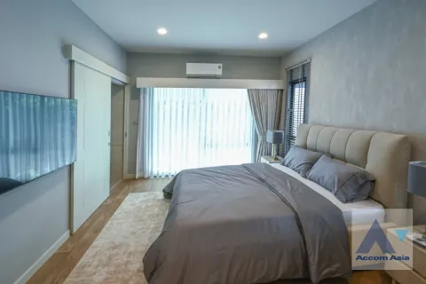 Haus in Samut Prakan, Thailand 4 Schlafzimmer № 215875 - Foto 17