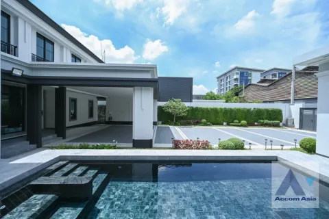 Haus in Samut Prakan, Thailand 4 Schlafzimmer № 215875 - Foto 3