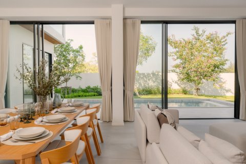 Villa in Hua Hin, Thailand 4 bedrooms № 165119 - photo 10