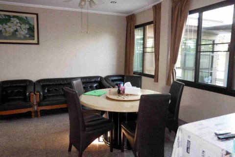 Maison à Pak Kret, Thaïlande 5 chambres № 148584 - photo 5