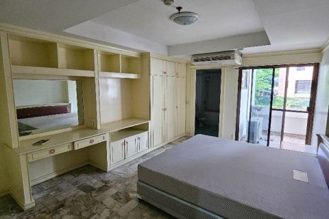 Кондоминиум с 3 спальнями в Ваттхане, Бангкок, Таиланд № 148583 - фото 6