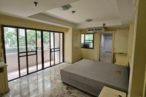 Кондоминиум с 3 спальнями в Ваттхане, Бангкок, Таиланд № 148583 - фото 5