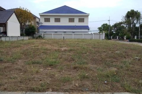 Land in Suphanburi, Thailand 516 sq.m. № 154157 - photo 1