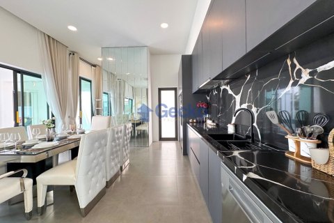 บ้านในพัทยา, ประเทศไทย 4 ห้องนอน № 197069 - รูปถ่าย 9