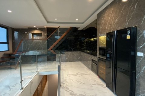 Villa in Kathu, Thailand 3 bedrooms № 152690 - photo 8