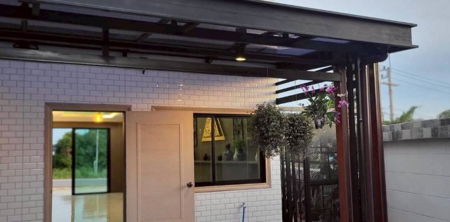 Villa in Pattaya, Thailand 6 bedrooms № 152689